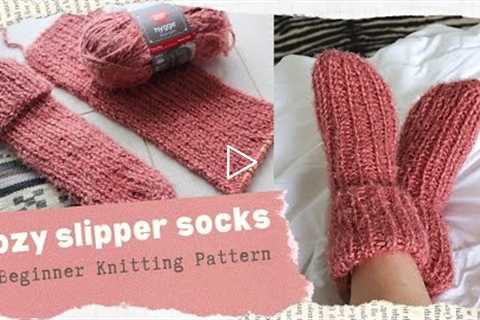 Cozy Slipper Socks - Beginner Knitting Pattern \\ Two needle flat socks!