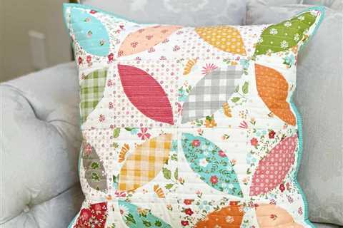 Orange Peel Pillow + Free Pattern