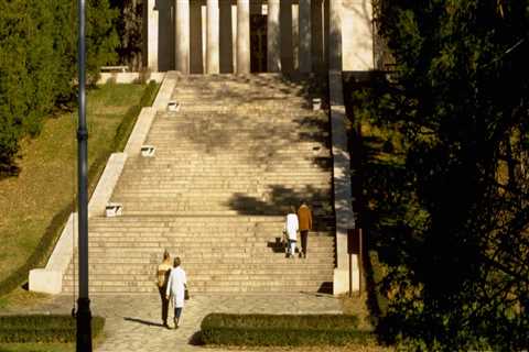 Exploring Louisville's Historic Sites and Attractions: A Guide for History Lovers