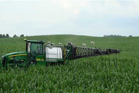 What is the Most Common Fertilizer Used by Farmers?