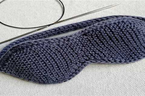 Pattern To Knit a Sleeping Mask