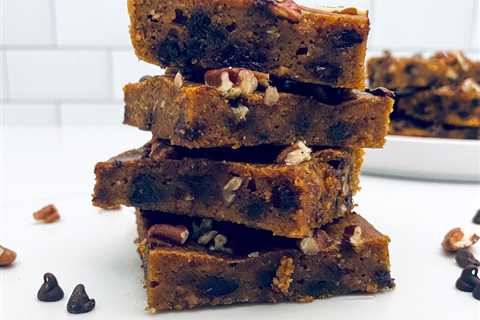 Healthy Pumpkin Chocolate Chip Bars