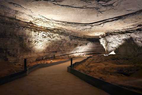 Mammoth Passage Tour in Mammoth Cave National Park