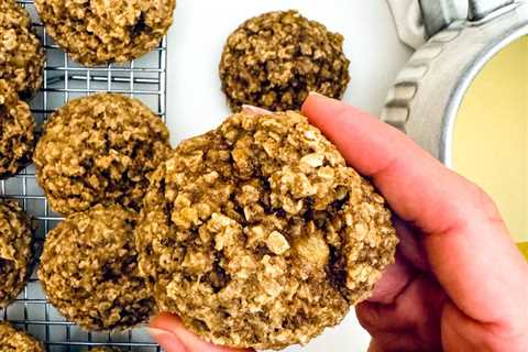 Healthy Banana Oat Cookies