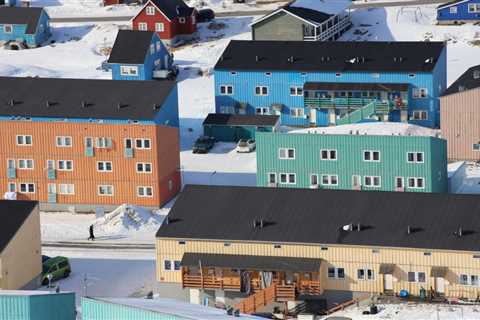 Diary of a journey to Greenland: from where the boats go and where the city comes