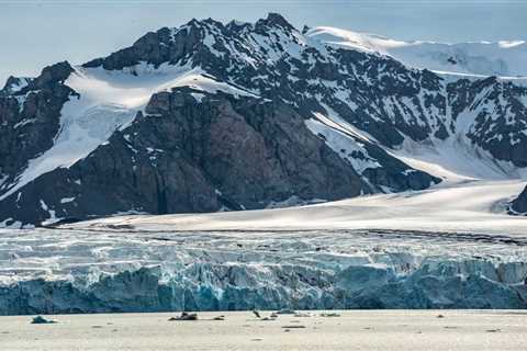 Loss of polar glaciers unlikely to be reversed after 1.5-degree overshoot