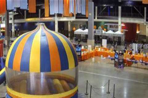 How Restaurants Benefit From Increased Attendance During Moon Bounce Events